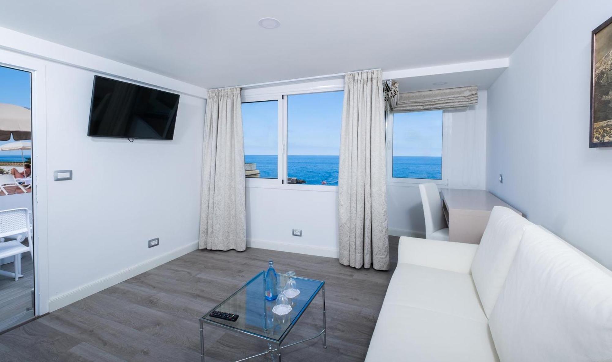 פוארטו דה לה קרוז Hotel Monopol מראה חיצוני תמונה