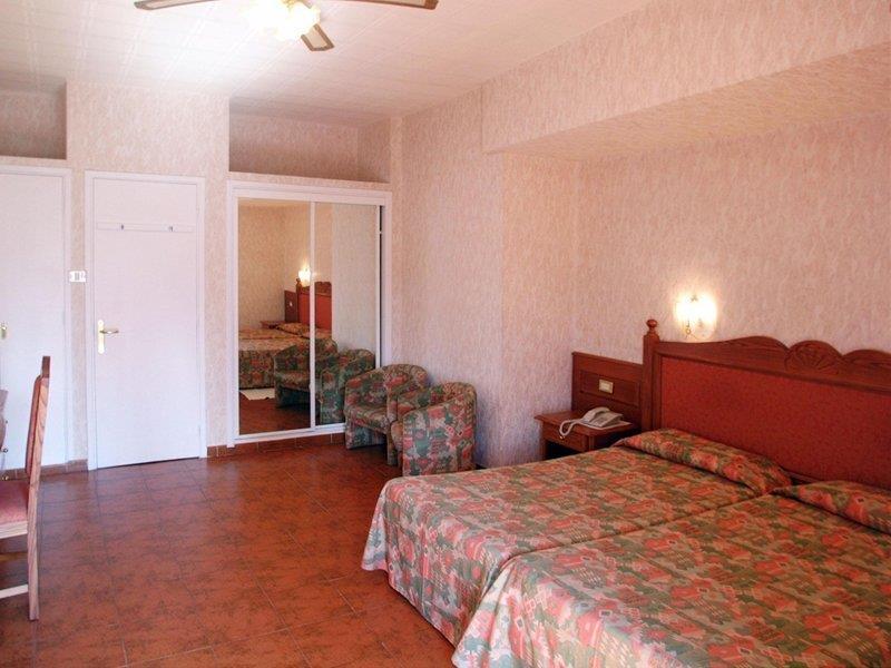 פוארטו דה לה קרוז Hotel Monopol מראה חיצוני תמונה