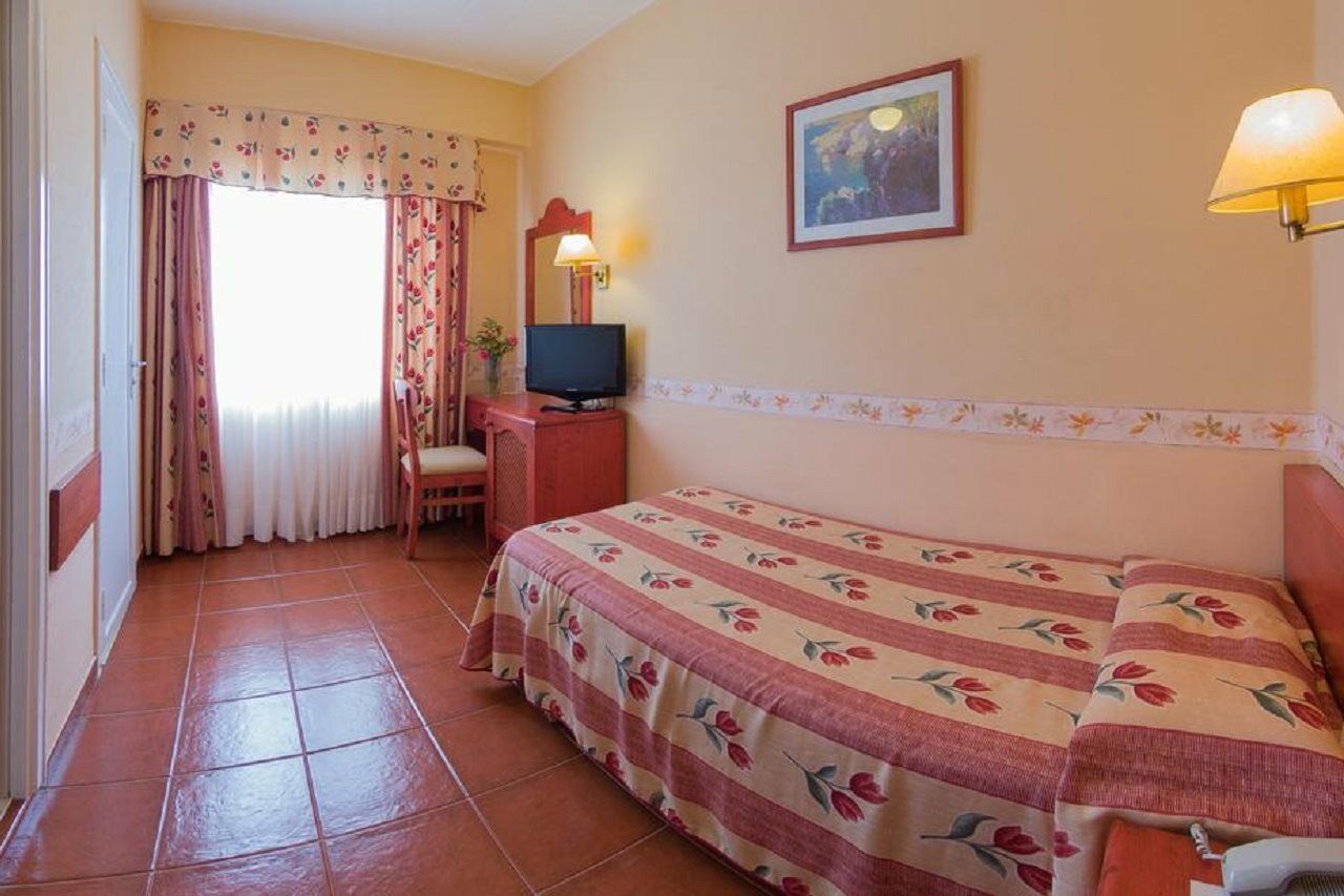 פוארטו דה לה קרוז Hotel Monopol מראה חיצוני תמונה